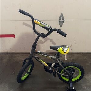 HUF Kids Bike with Black and Neon Accents